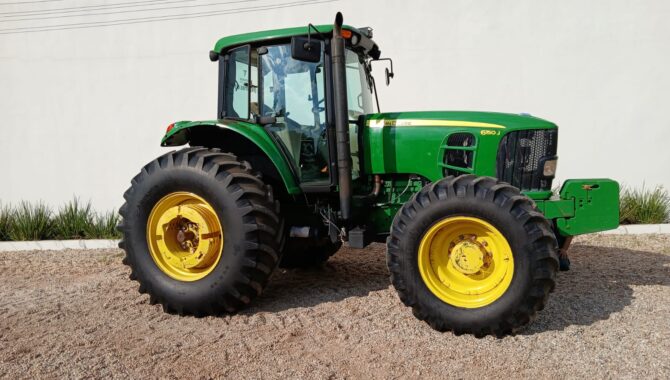 TRATOR JD 6150J